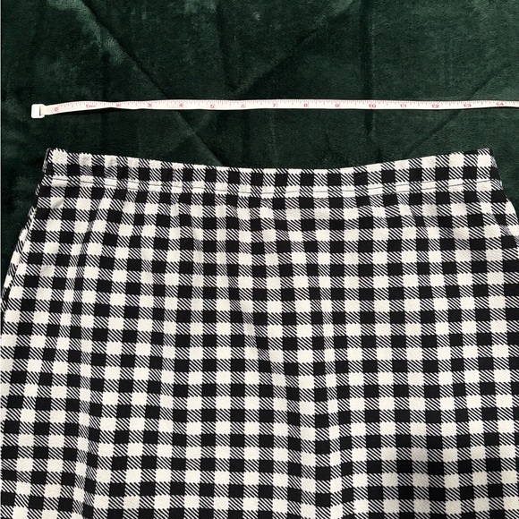 SHEIN Black/White and Black/Red Checkered Pencil Skirt - Picture 3 of 6